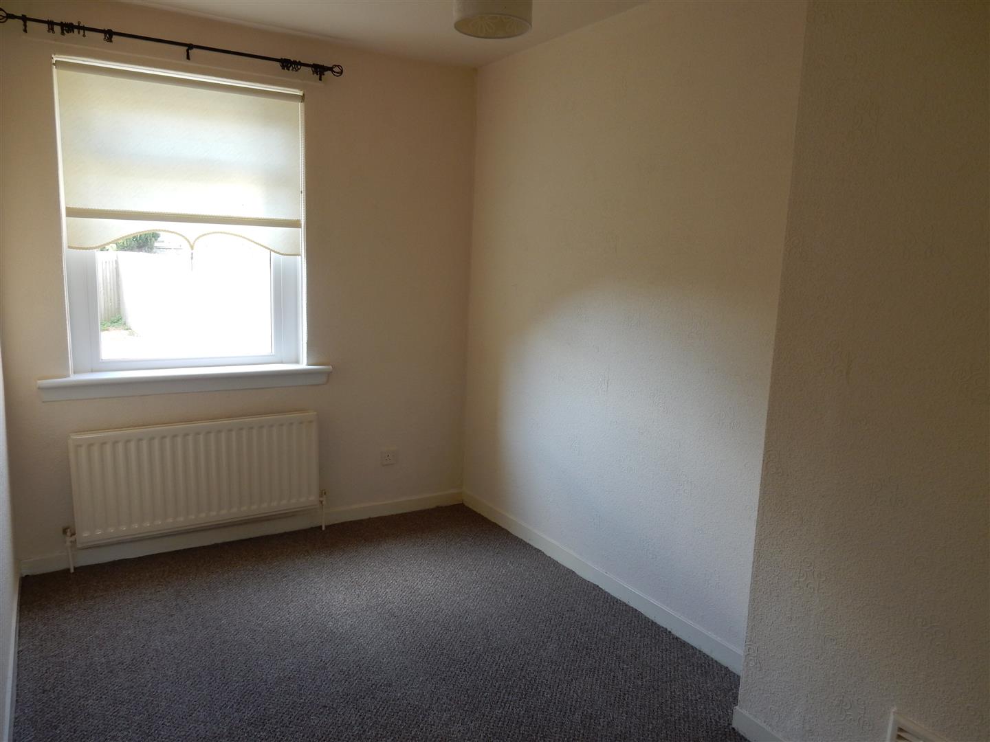 Flat Laurel Drive in Wishaw