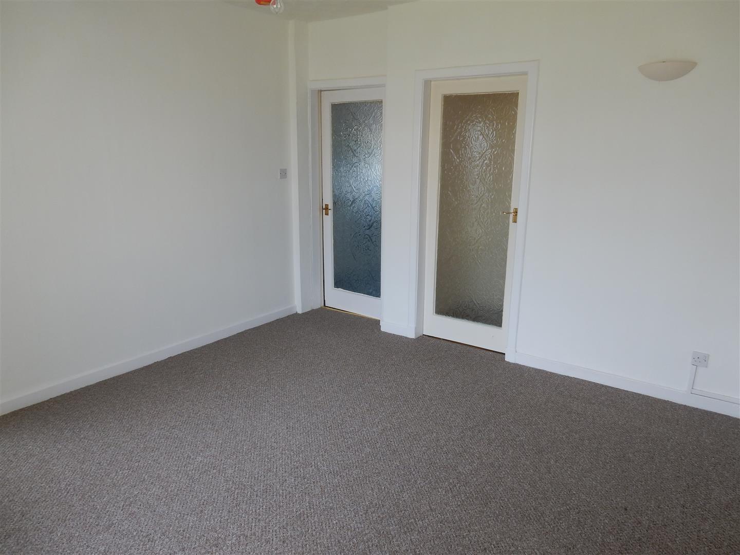 Flat Laurel Drive in Wishaw