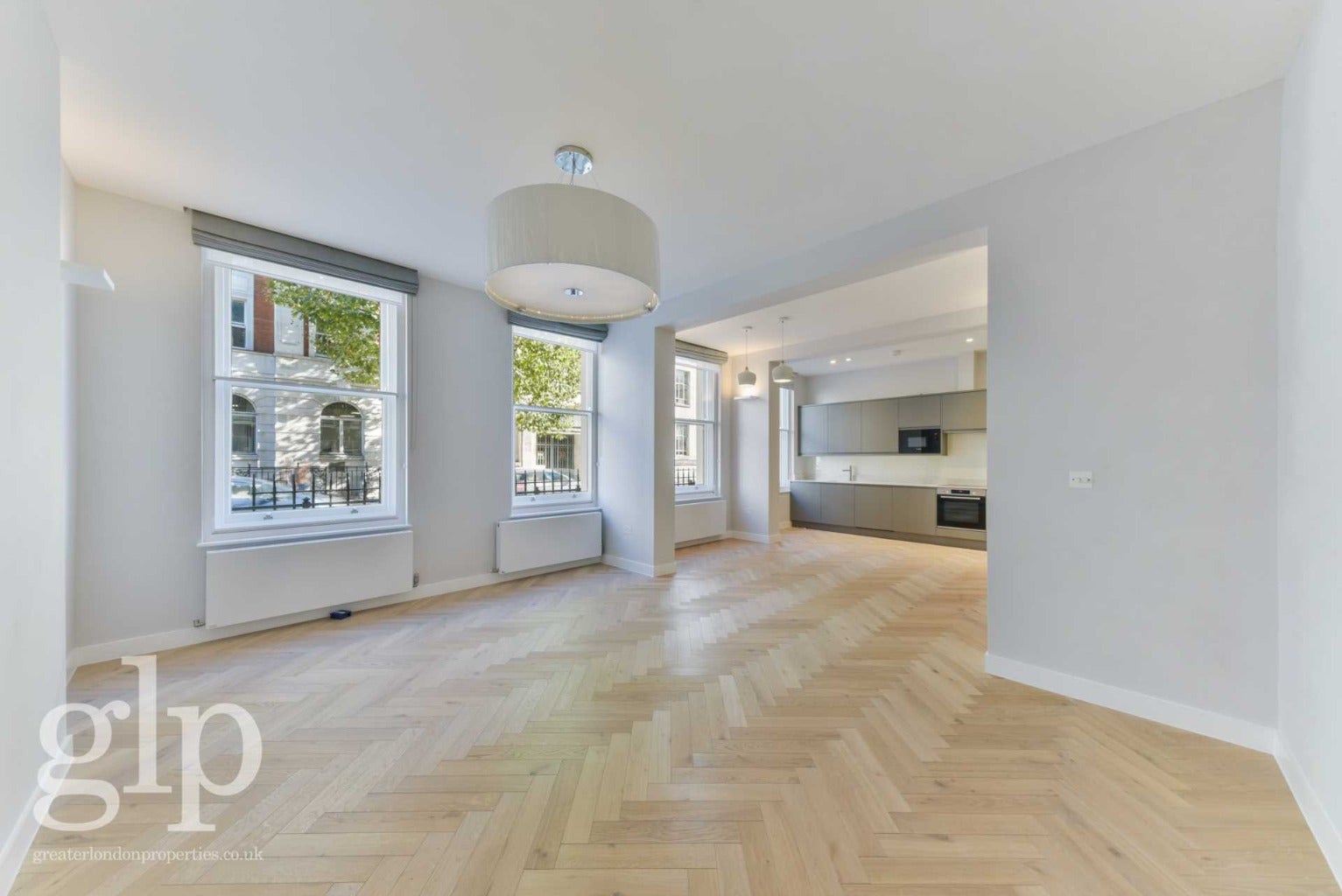 Flat Gower Street in Greater London