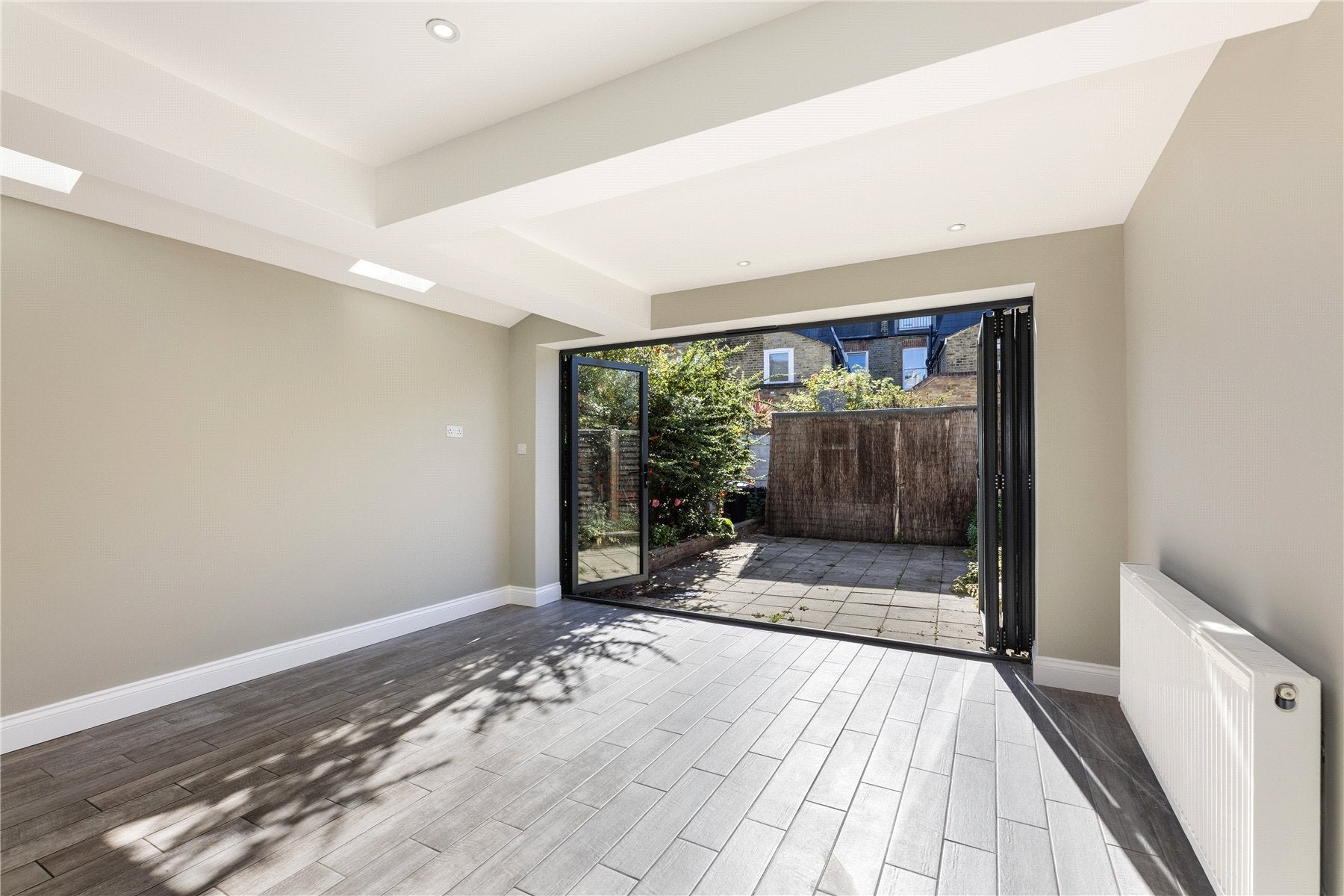 House Brathway Road in Greater London