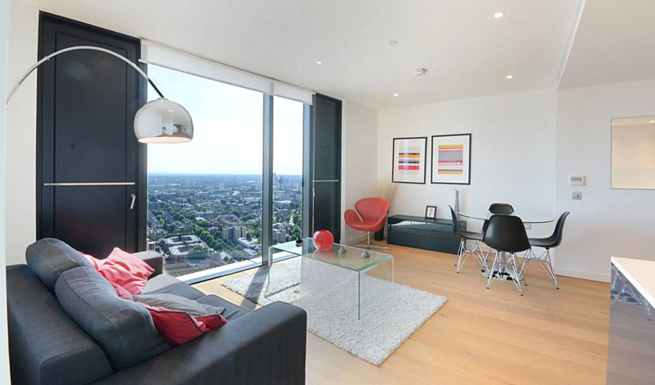 Flat Wollaston Close in Greater London