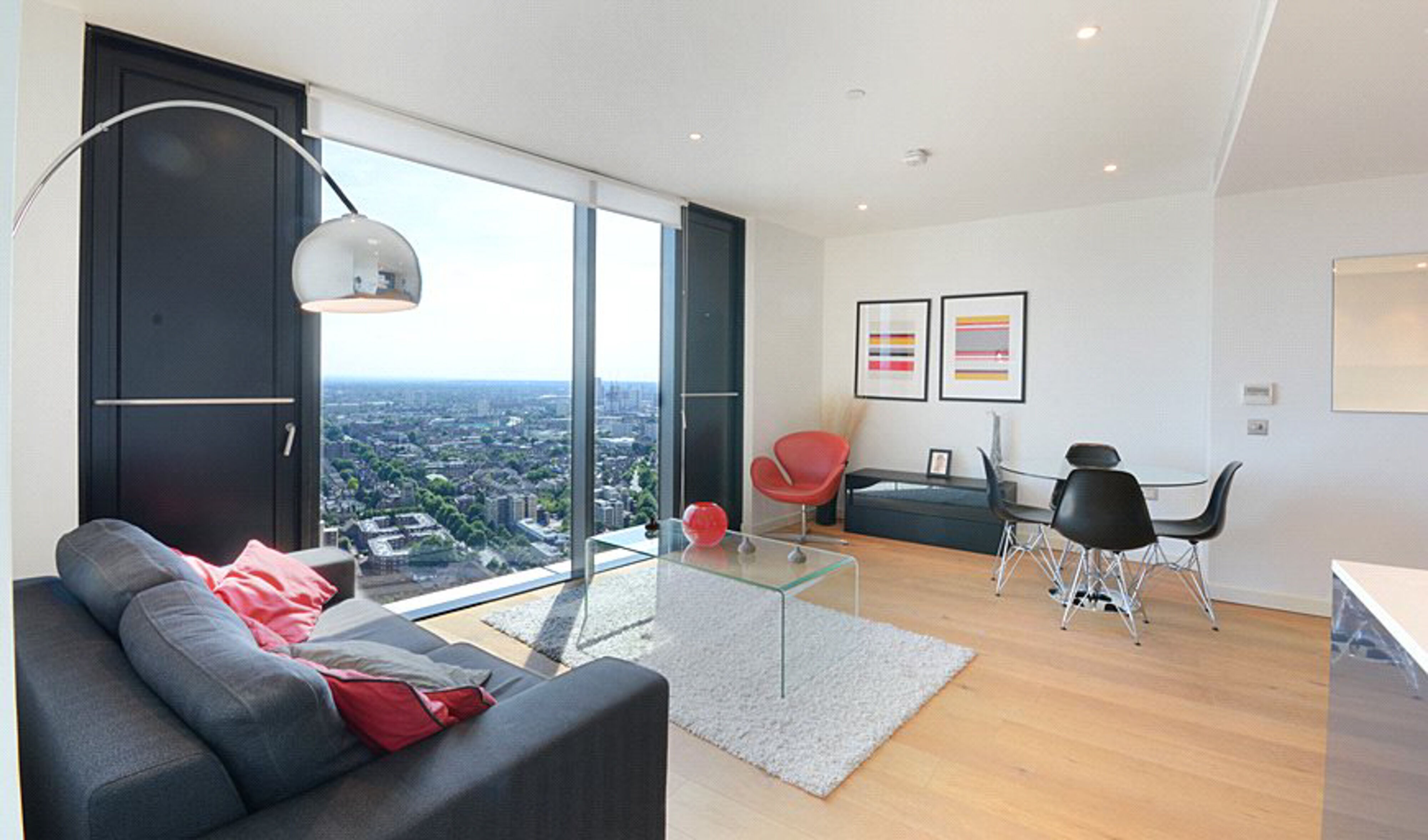 Flat Wollaston Close in Greater London