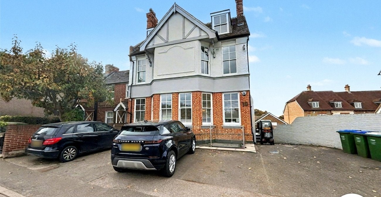 Flat Huntingdon Close in Greater London