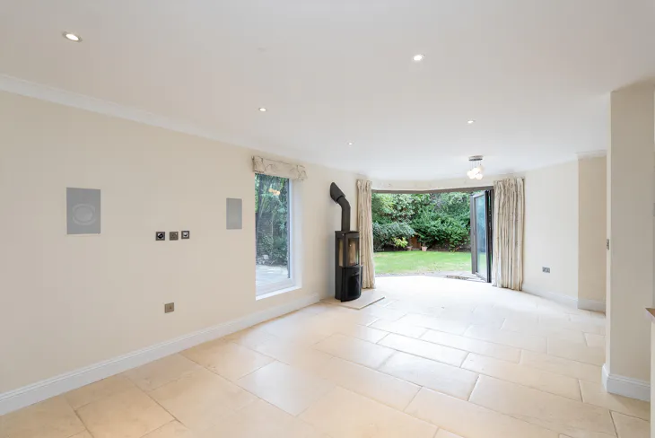 House Eversley Park in Greater London