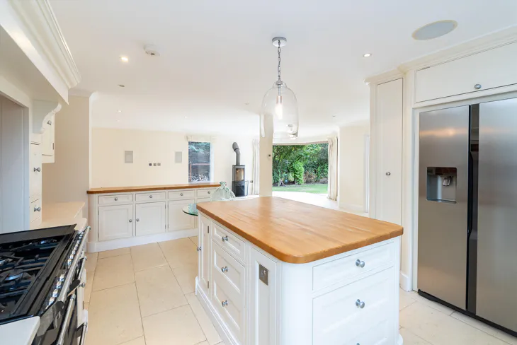 House Eversley Park in Greater London