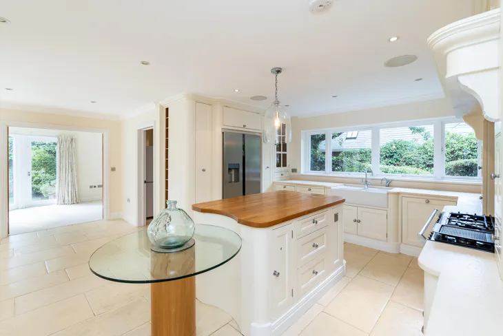 House Eversley Park in Greater London