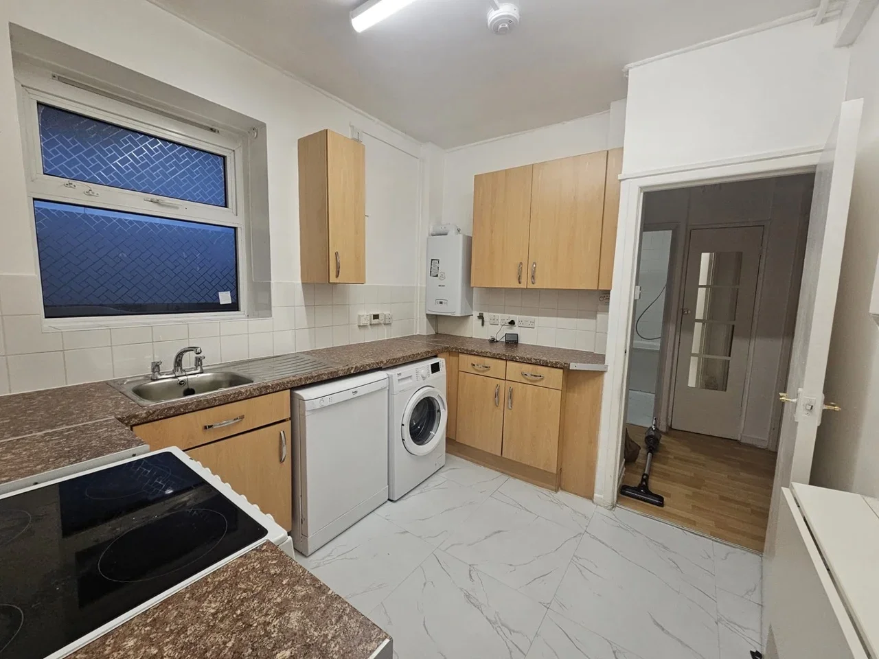 Flat Sceptre Road in Greater London