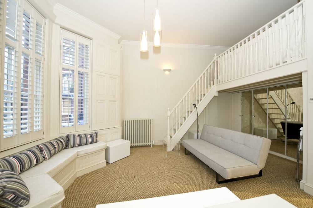 Flat Evelyn Gardens in Greater London