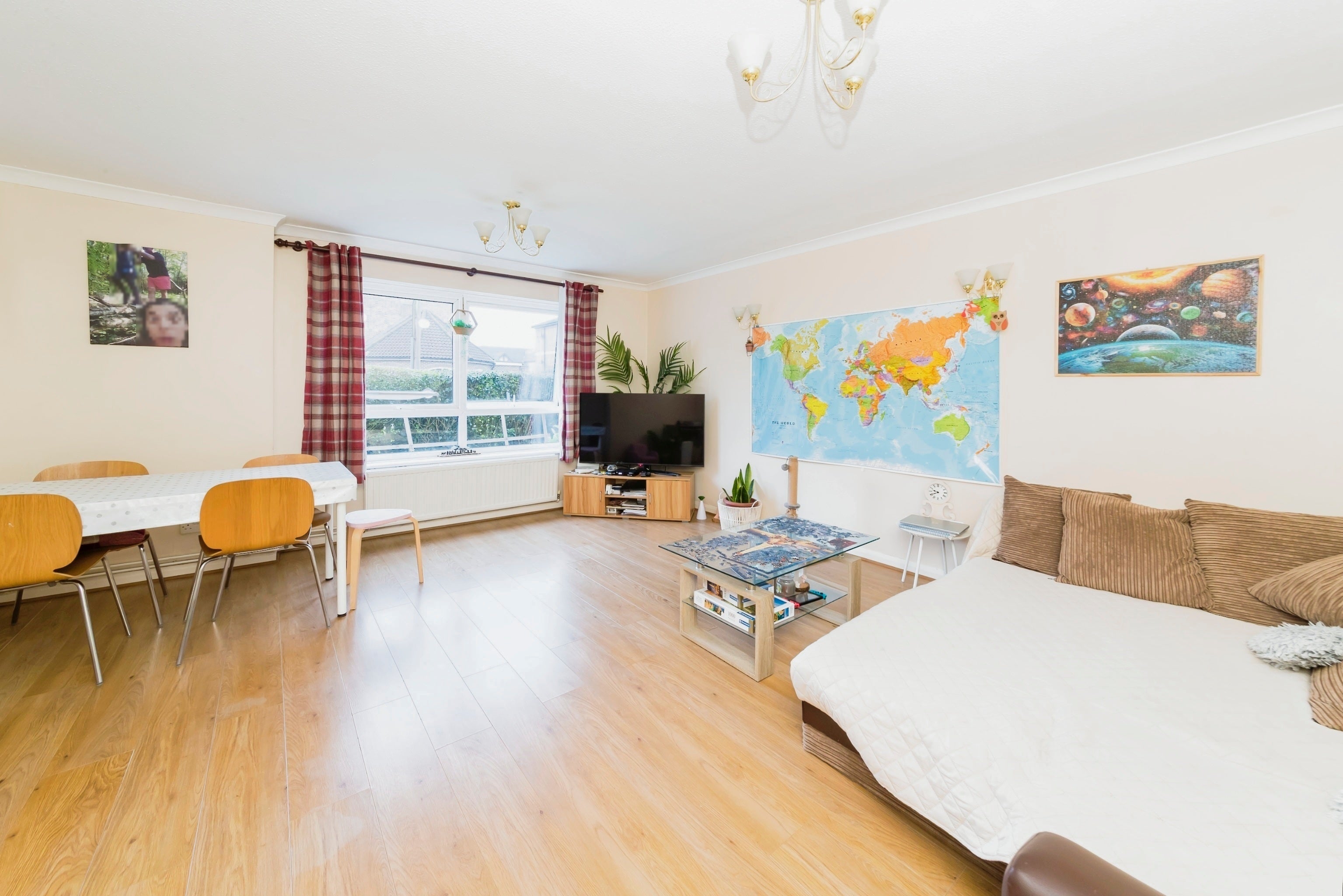 Flat Elizabeth Court in Reigate and Banstead