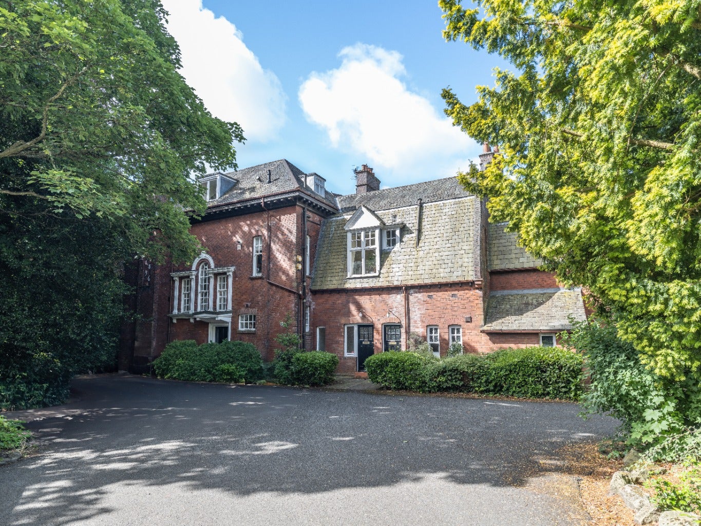 Flat Jesmond Park West in Newcastle upon Tyne