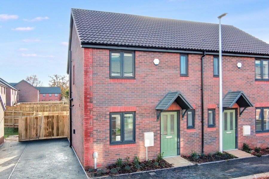 Flat Camberley Walk in Weston-Super-Mare