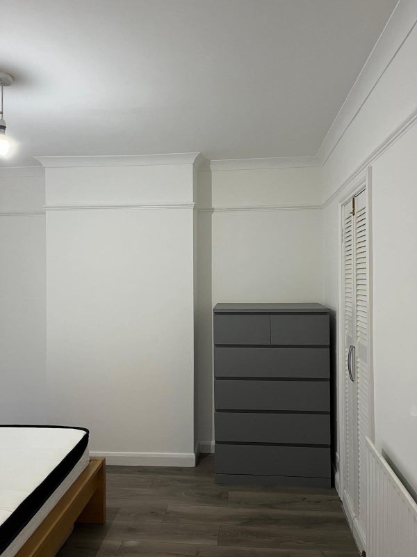 Room Wolsey Crescent in Greater London