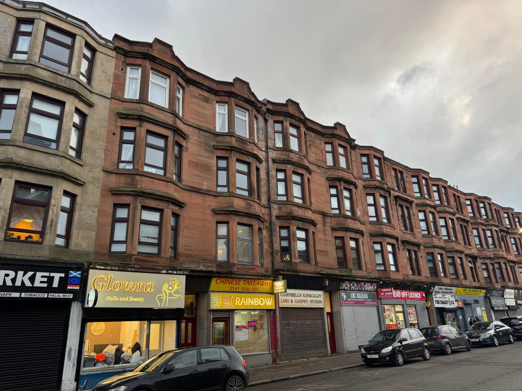 Flat Westmuir Street in Glasgow