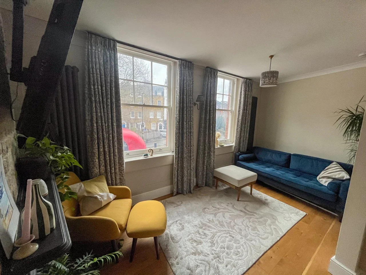 Flat St. John Street in Greater London