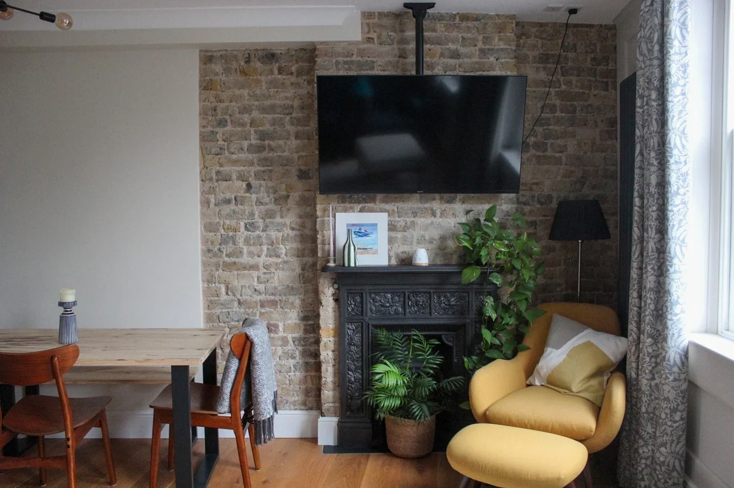 Flat St. John Street in Greater London