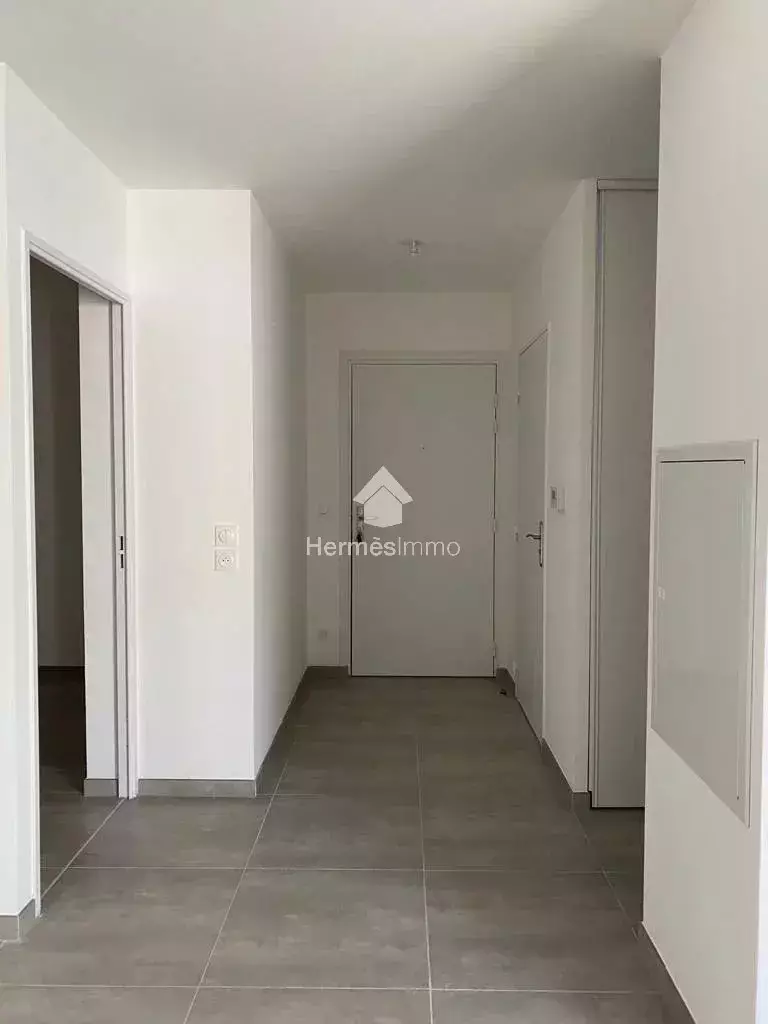 Appartement Avenue des Poilus à Marseille