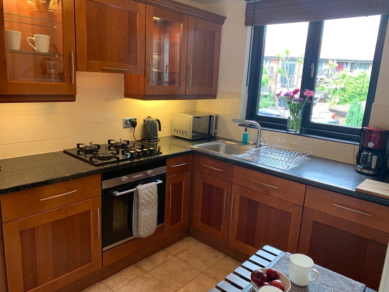Flat Brassey Road in Greater London