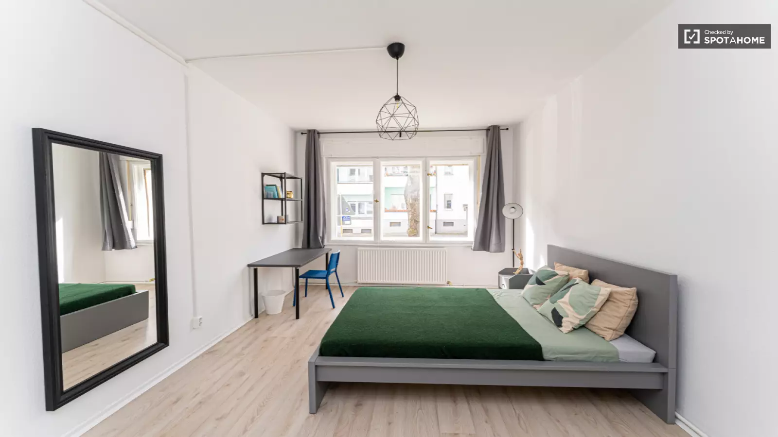 Zimmer Lauterberger Straße in Berlin