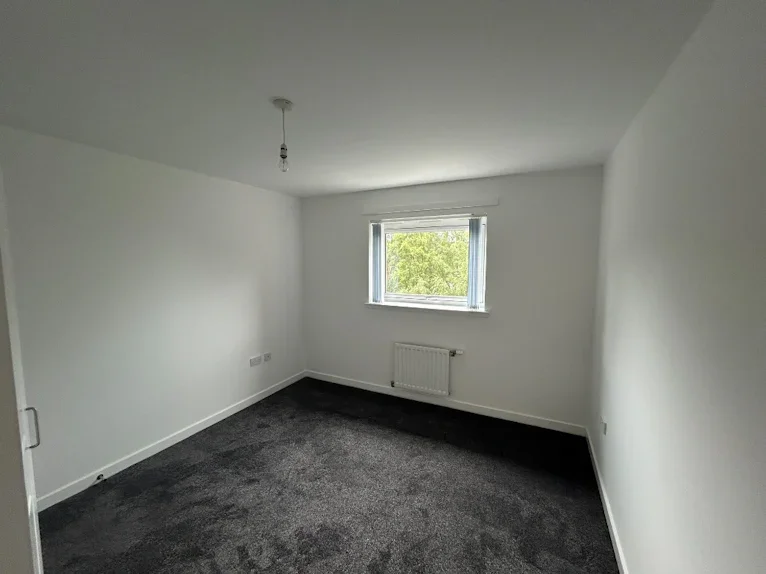Flat Myers Court in Uddingston