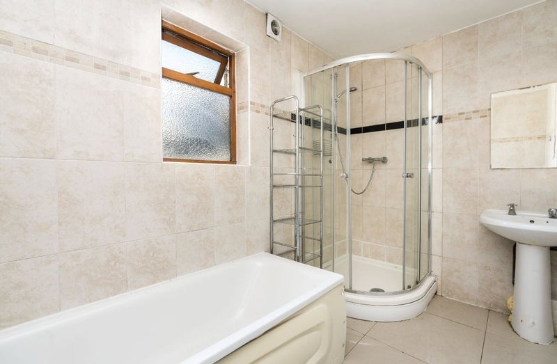 Room Stroud Green Road in Greater London