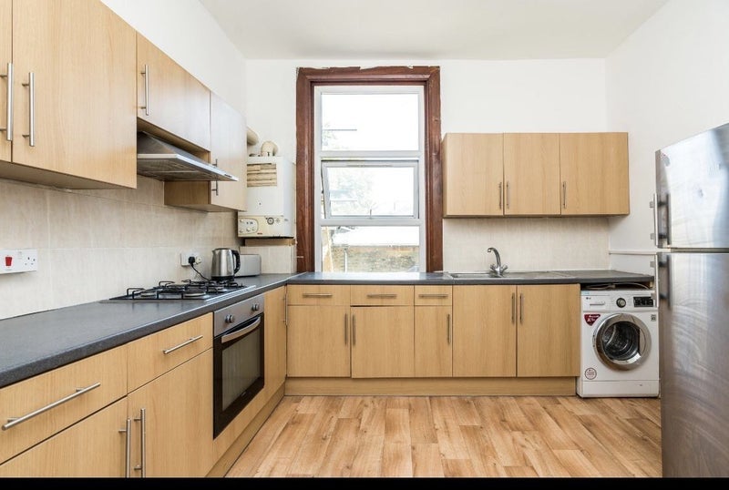 Room Stroud Green Road in Greater London