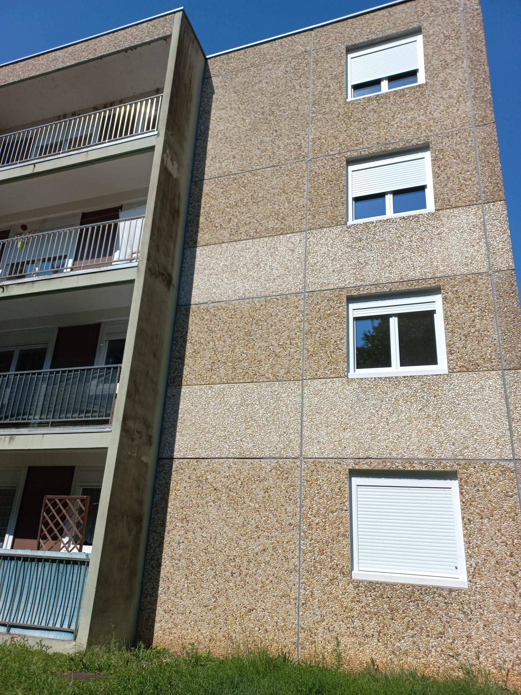 Appartement Rue du 19 Mars 1962 à Donzy