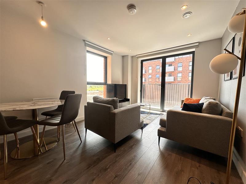 Flat Ordsall Lane in Salford