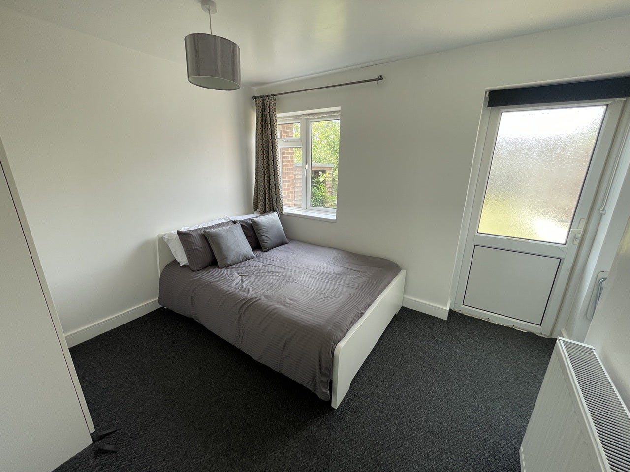 Room Forest Row in Stevenage