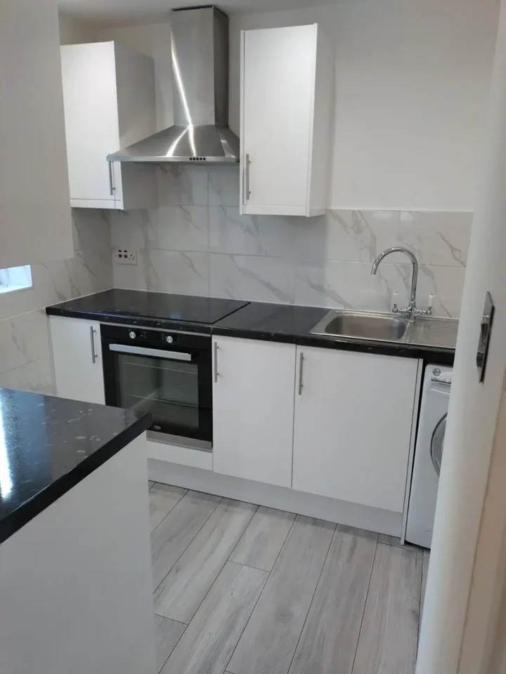 Flat Finchley Lane in Greater London