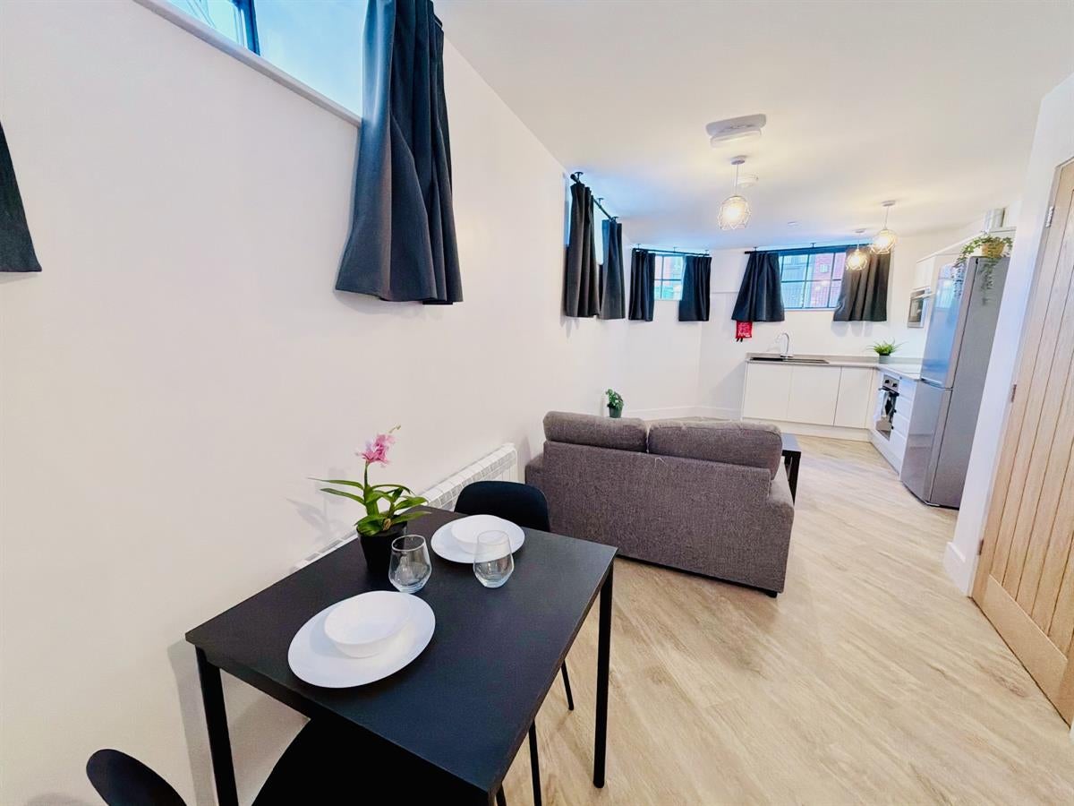 Flat Woolpack Lane in Nottingham