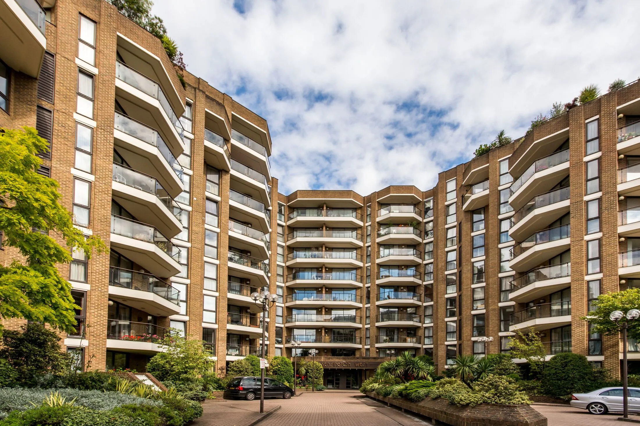 Flat Windsor Way in Greater London