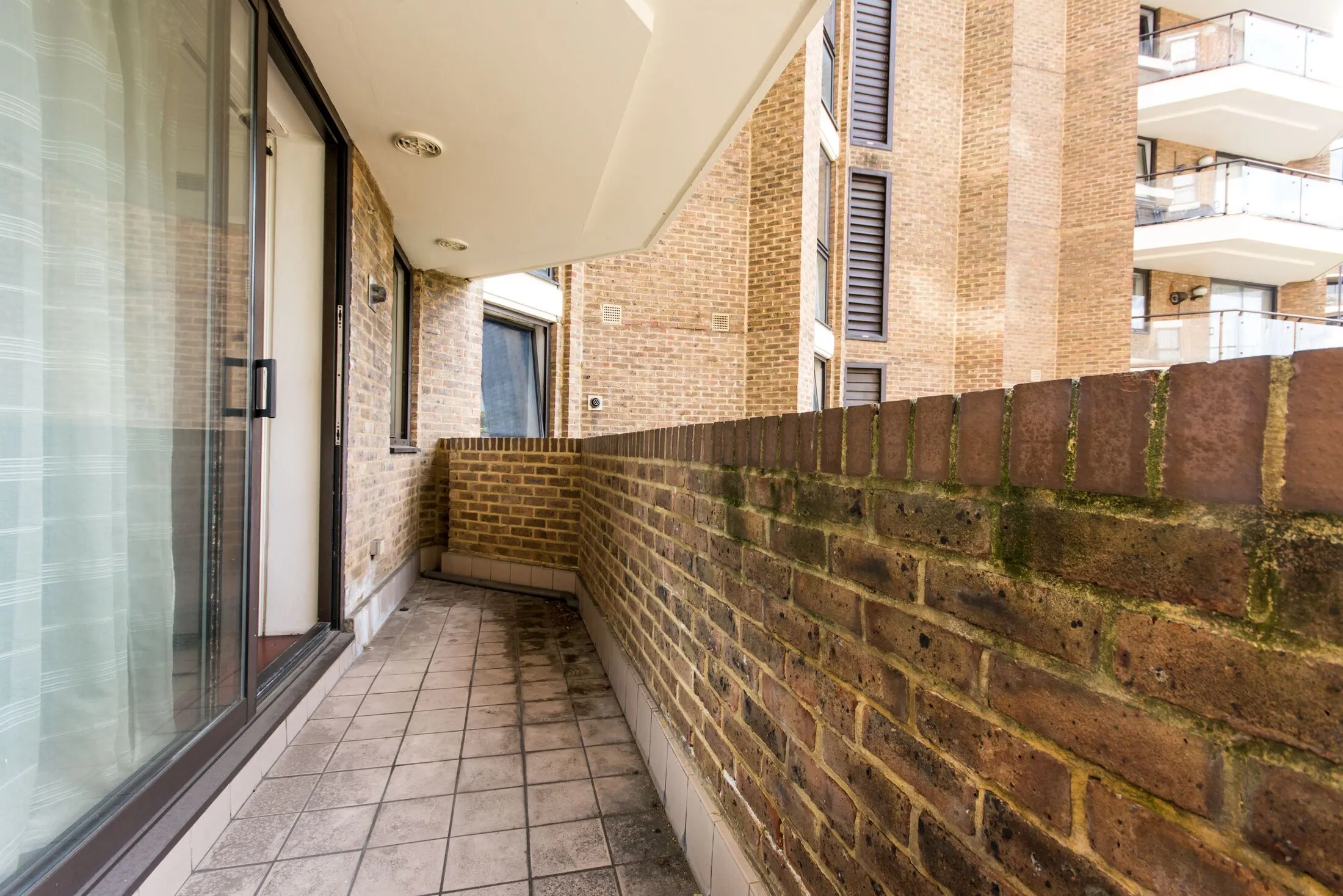Flat Windsor Way in Greater London