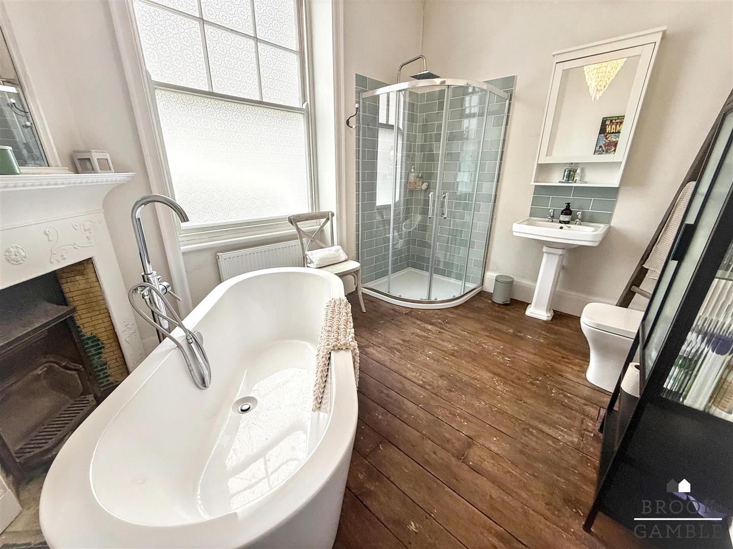 Flat Hartington Place in Eastbourne
