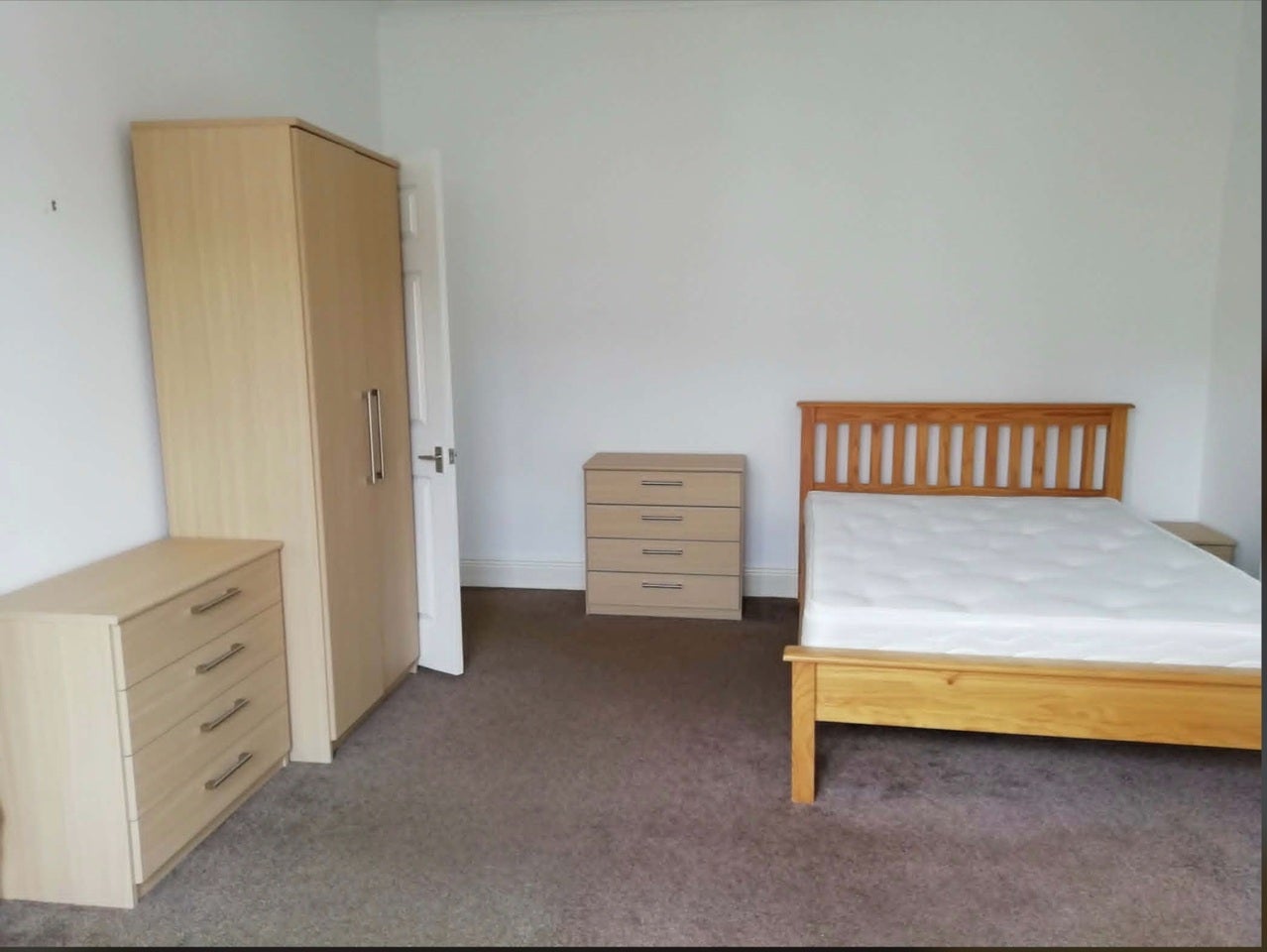 Flat Trewhitt Road in Newcastle upon Tyne