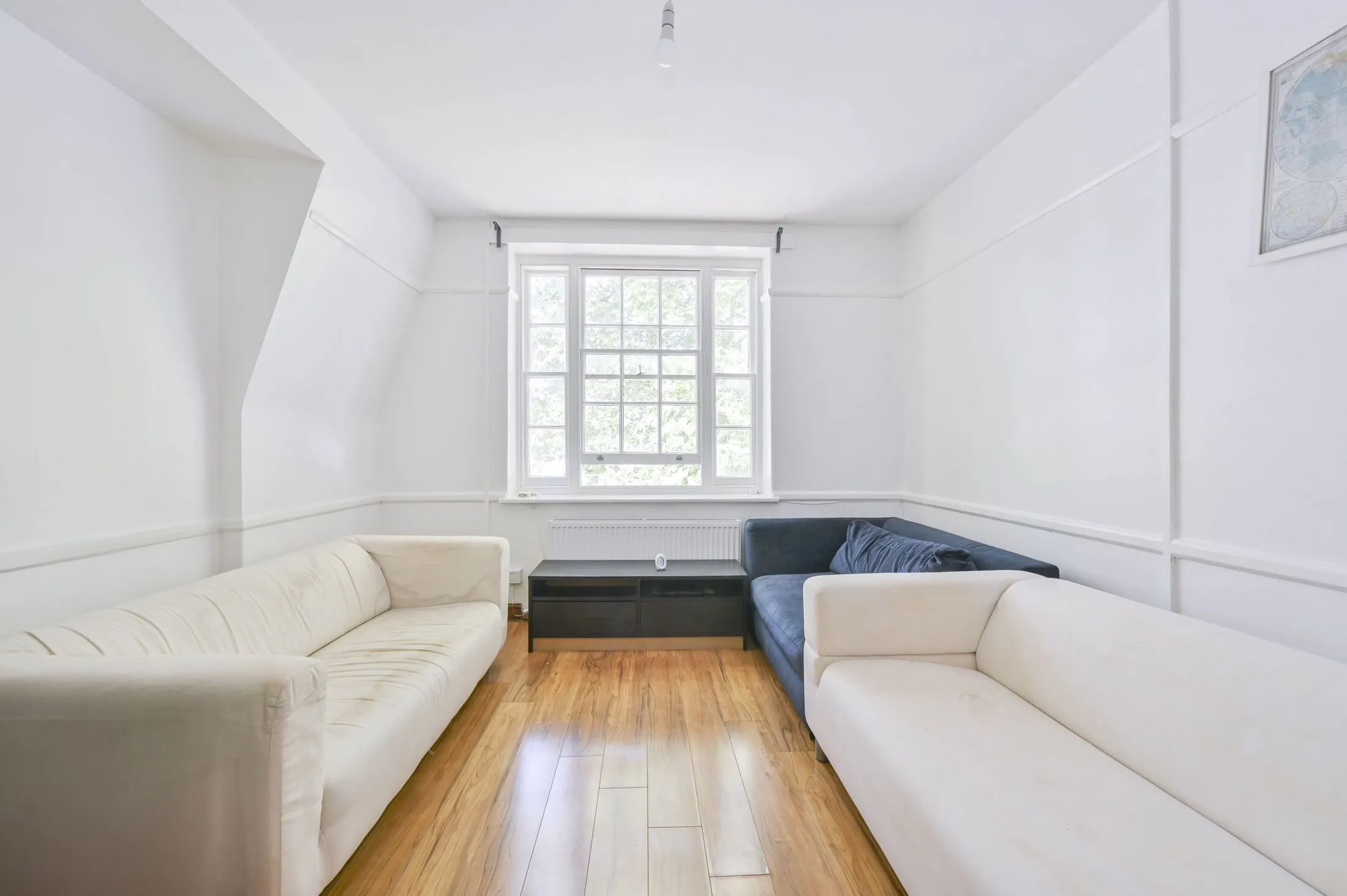 Flat Upper Street in Greater London