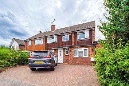 House Farm Way in Hertsmere