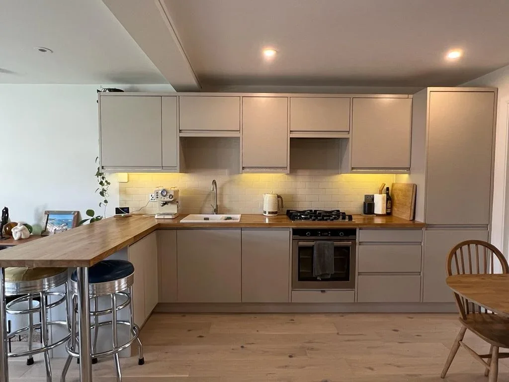 Flat Glyn Road in Greater London