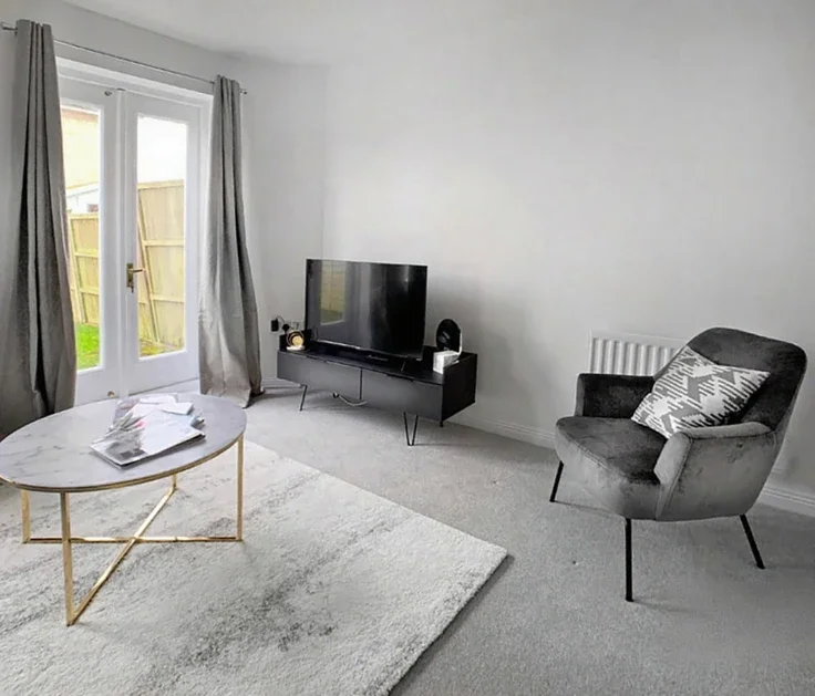 Flat Barry Square in Bracknell