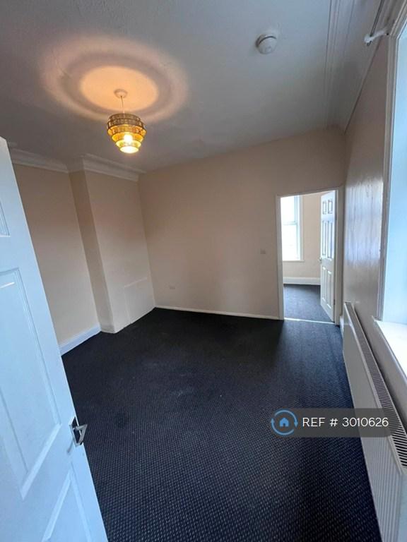 Flat Southgate in Calderdale