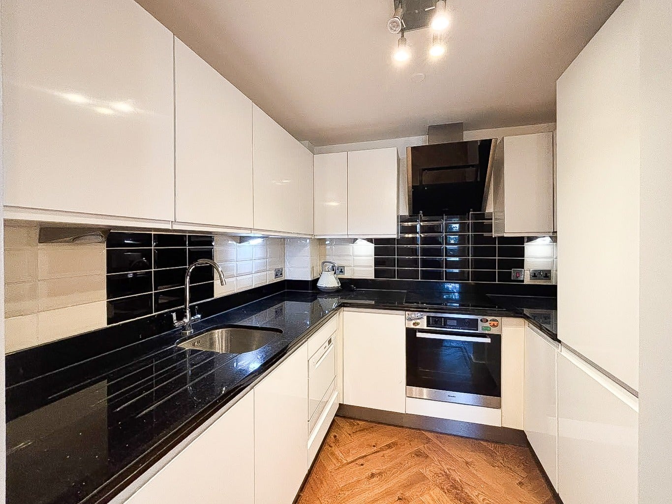 Flat Maidenhead Street in East Hertfordshire