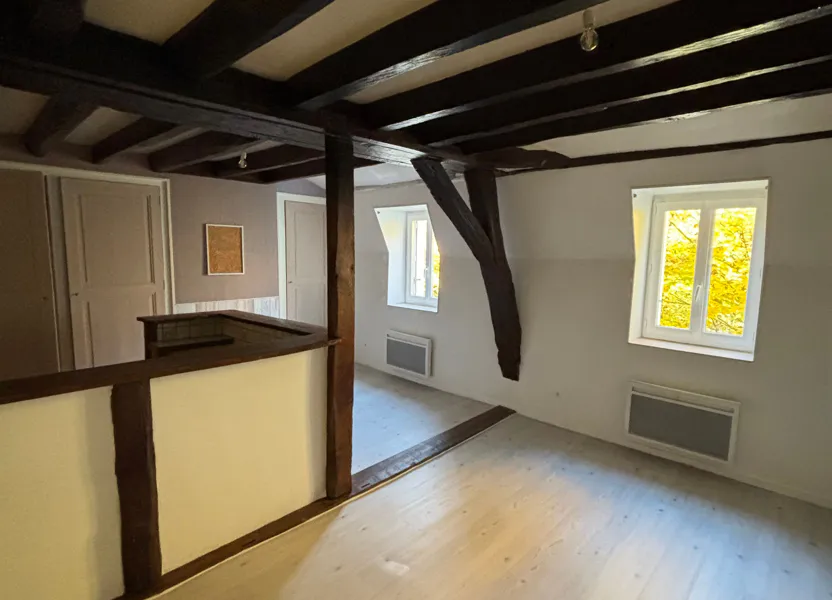 Flat Rue Adolphe Robert in Cosne-Cours-sur-Loire