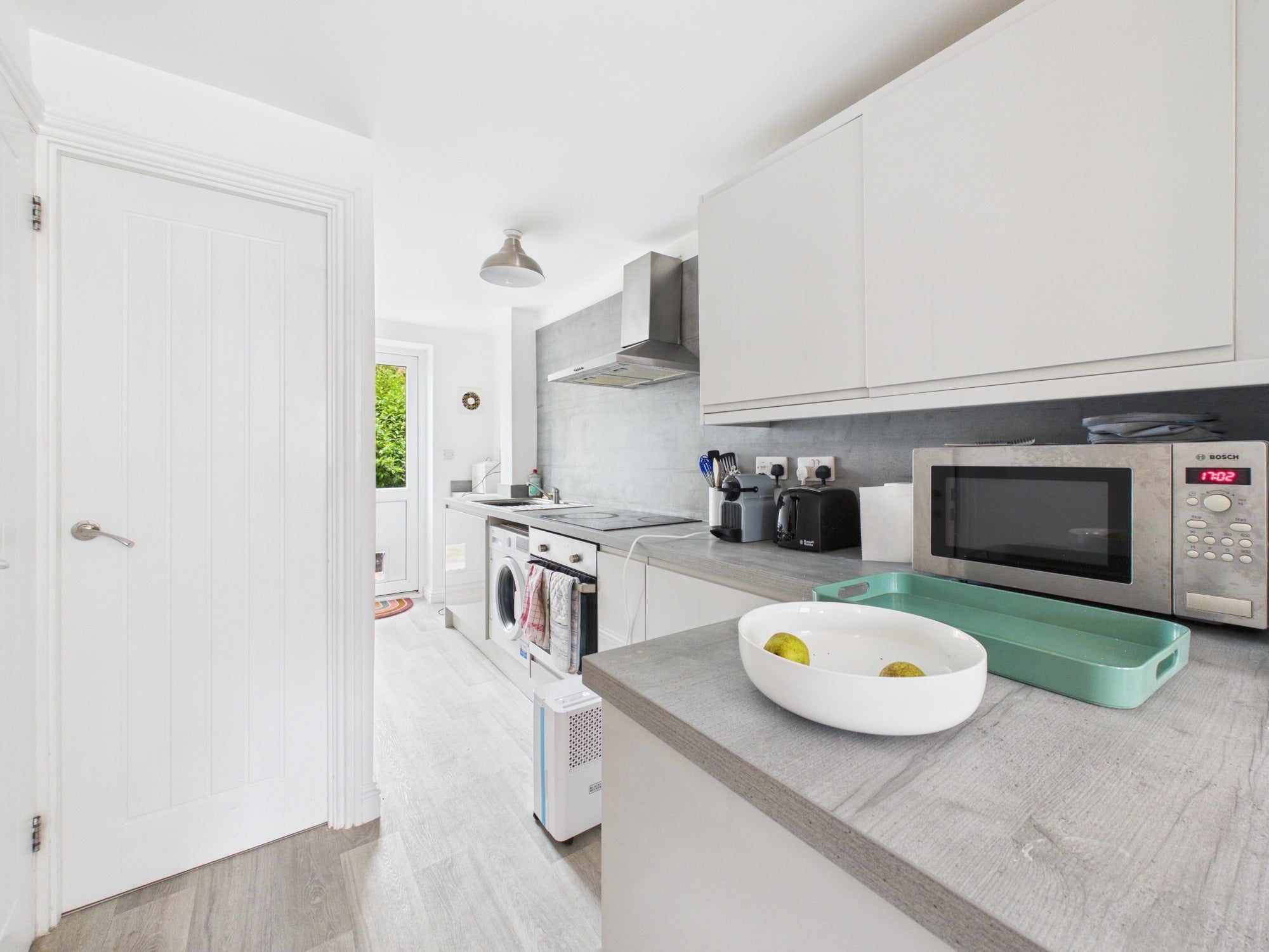 Flat Greenhill Court in Gloucester