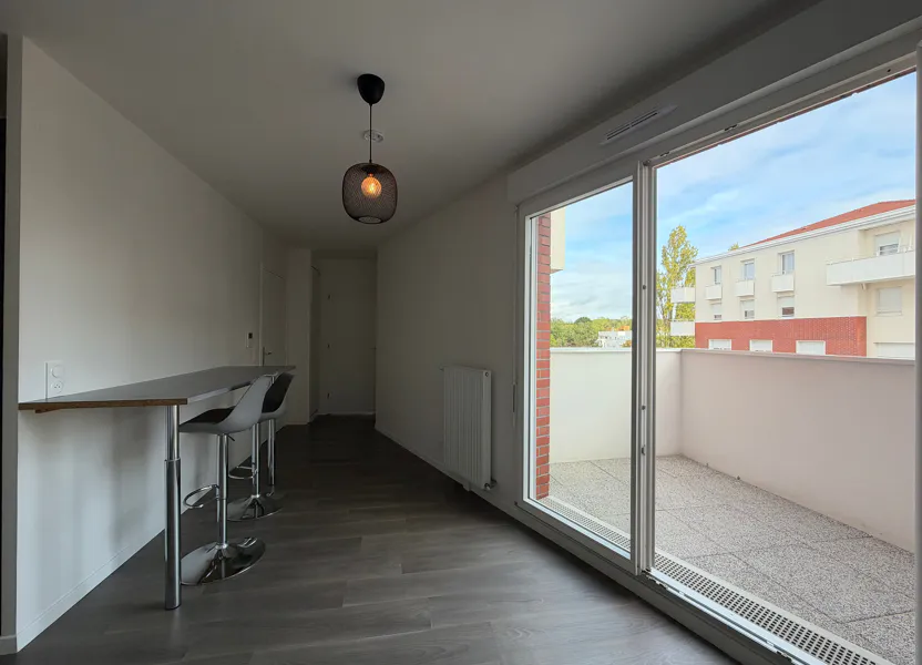 Flat Rue Marceline Desbordes-Valmore in Neuilly-sur-Marne
