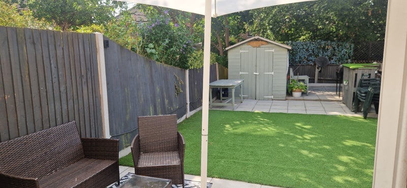 Room Harepit Close in Greater London