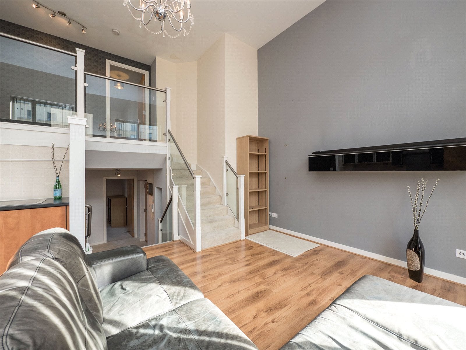 Flat Colonsay Way in City of Edinburgh