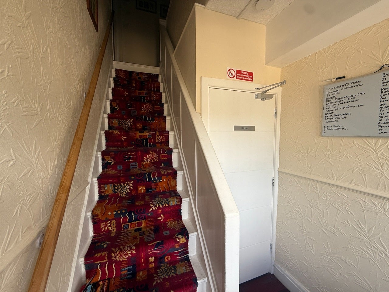 Room Mansfield Road in Chesterfield