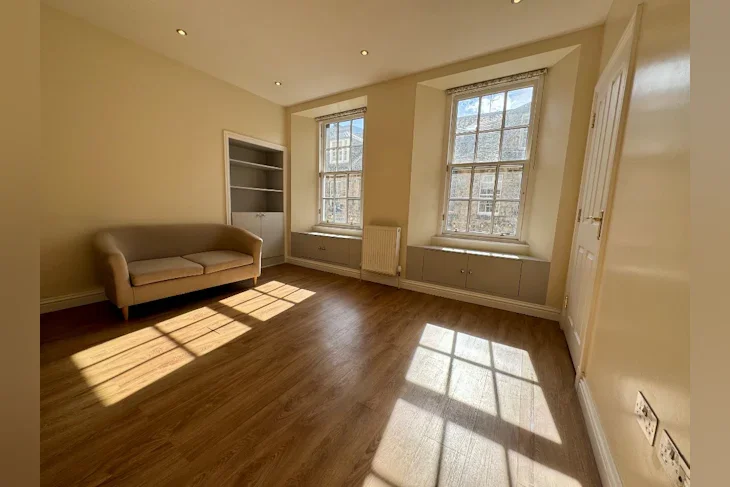 Flat Rose Street in City of Edinburgh