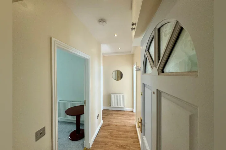 Flat Rose Street in City of Edinburgh