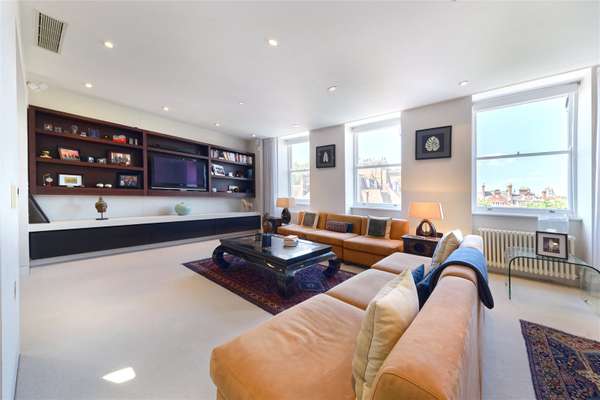 Flat Sloane Street in Greater London