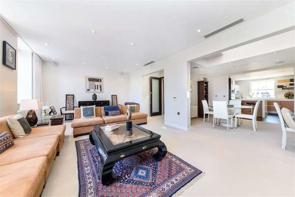 Flat Sloane Street in Greater London